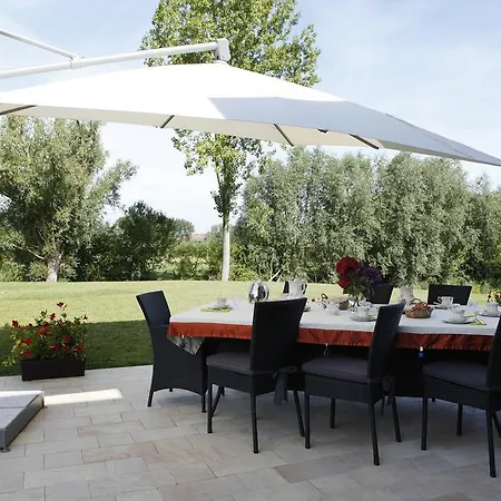 Bed & Breakfast La Cense - Ferme Des Tilleuls Houplines